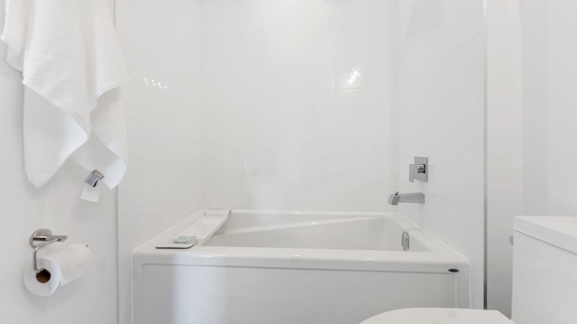 Entire Luxury Suite 4Mins To Falls Niagara Falls Zewnętrze zdjęcie